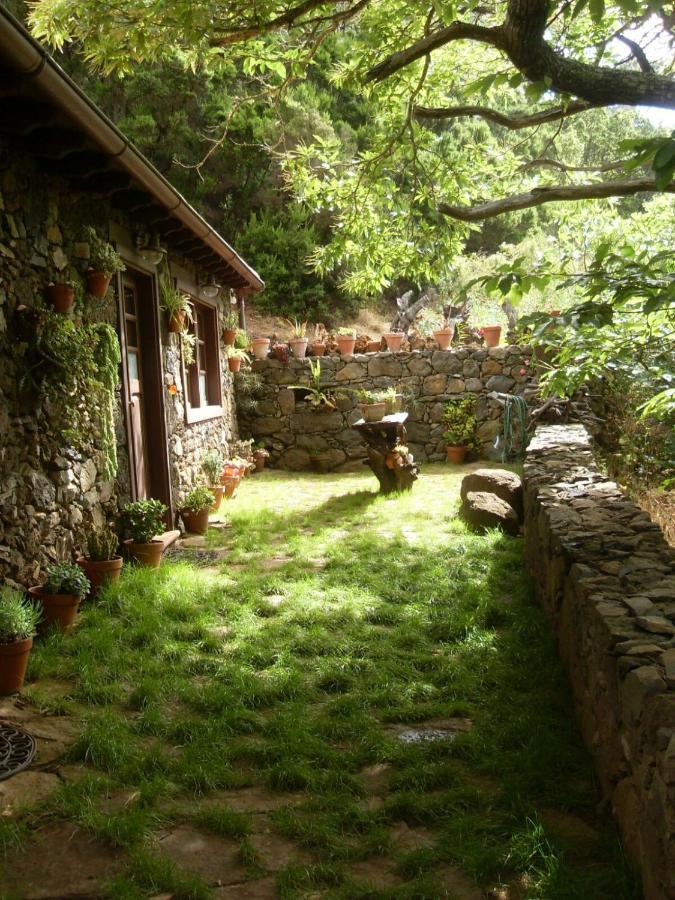 Casa Mary Lola Hostal Tinor Exterior foto
