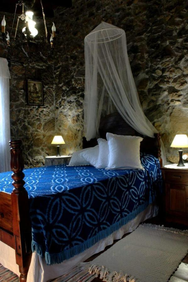 Casa Mary Lola Hostal Tinor Exterior foto